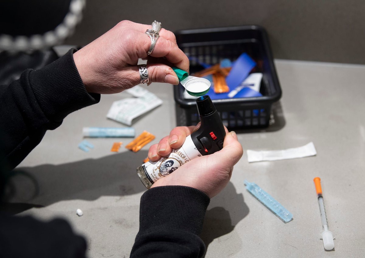 People struggling with addiction in B.C. have to endure long wait times for treatment, getting stuck on wait-lists for weeks, according to newly released documents.

Experts say immediately accepting patients who need help is key to recovery, but staff shortages and rising living
