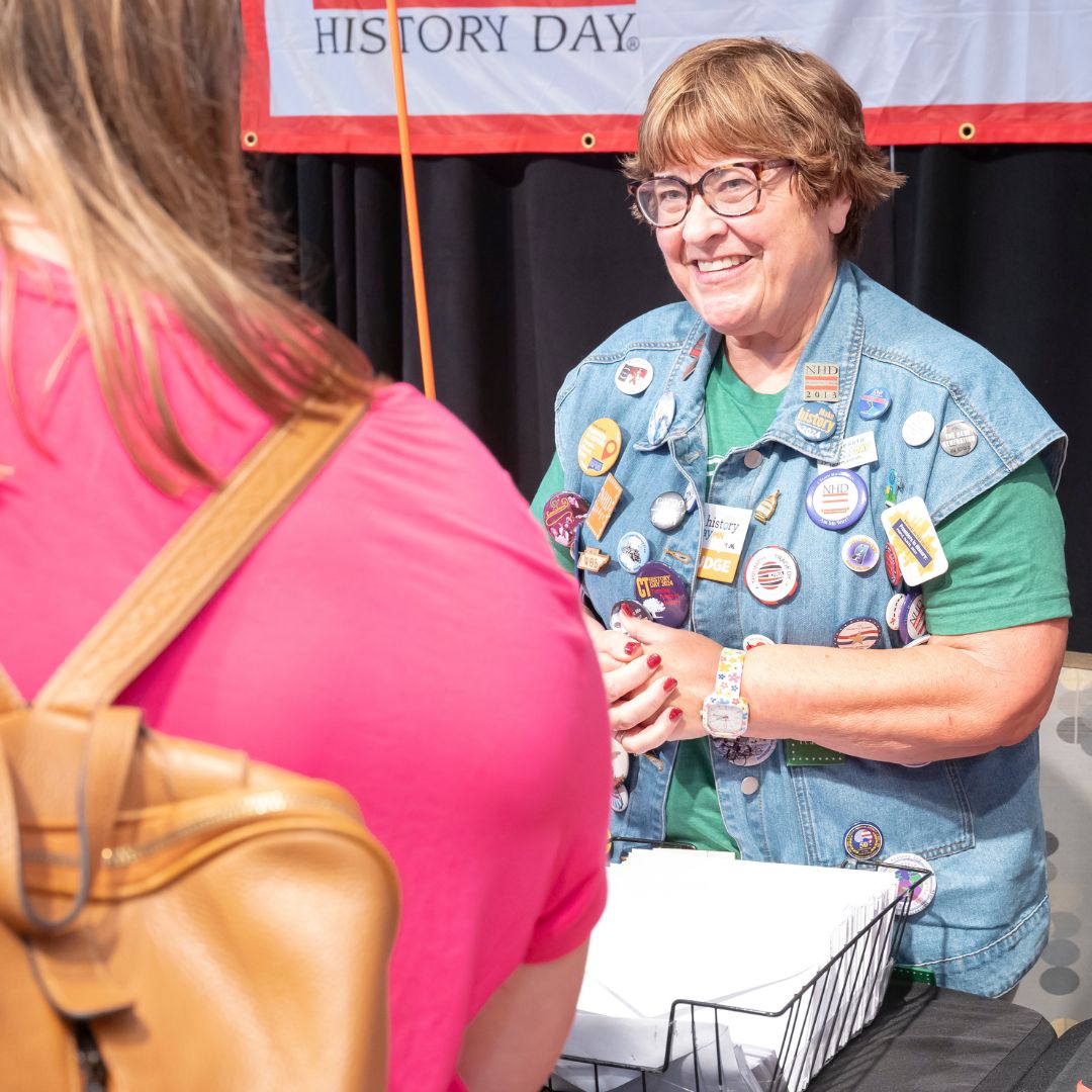 NHD works because thousands of volunteers give their time to our org. During our Week of Thanks, we want to say THANK YOU to the volunteers who power NHD. 

Since NHD is powered by community support, will you consider giving $50 for our 50th anniversary?➡️ nhd.org/en/get-involve…