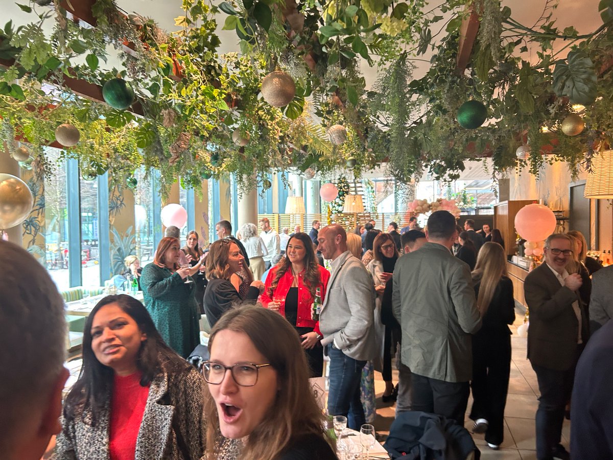 Thanks so much to everyone for your support of <a href="/HeadwayCL/">Headway Central Lancashire</a> and <a href="/cbituk/">Child Brain Injury Trust</a> at the @JMWInYourCorner ‘Eat , drink and be merry event’ . You have raised an amazing £33,508 for these two fantastic charities . 👏🏻👏🏻👏🏻