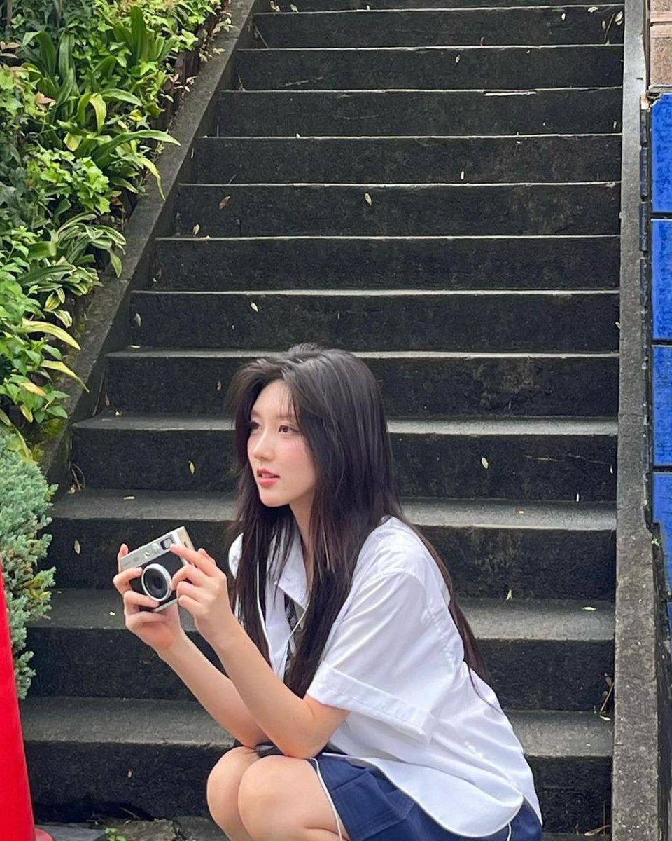 ㅤㅤㅤ
   ℱlowers    𝗯𝗹✿✿𝗺    beneath   𝘩𝘦𝘳    touch,
   ౨ৎ     and     the     air     hums    with    the   ִֶָ
   quiet    𝗺𝖺𝗴𝗂𝖼     𝑜𝑓    𝘩𝘦𝘳    presence.    ( 🌷 )ㅤㅤㅤ
   ㅤㅤㅤ