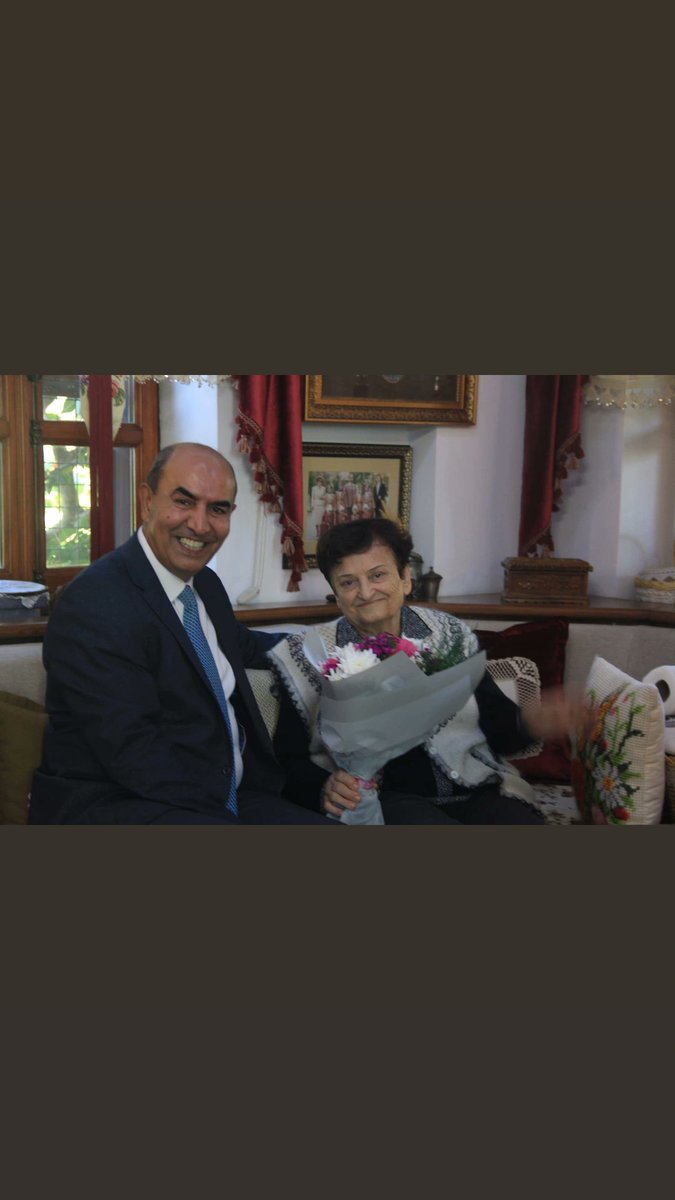 datcailcemem's tweet photo. 24 Kasim Öğretmenler Günü  Haftası çerçevesinde 
Saygıdeğer Emekli öğretmenlerimizin nezdinde  Sayın Saniye Bircan GÜNAY Hanımefendi öğretmenimizi ,Sayın İlçe Milli Eğitim Müdürümüz Bülent ALDAL ziyaret etti.
@tcmeb @mugla_mem @emrecay55 @bulentaldal https://t.co/IVMvCzvqkN