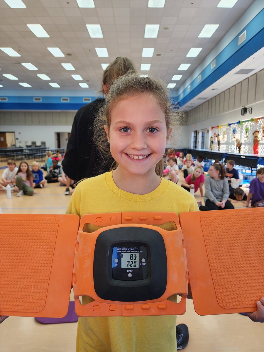 CoachDee97's tweet image. 🚨New School Record🚨
Karsynn Burgess with 83 Push-ups becomes the @WMReagles new school record holder. 
Congratulations Karsynn! 💪🏾
#theprogram #Eaglestrong