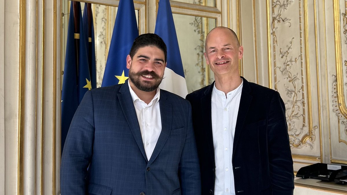 Échanges constructifs avec le président du <a href="/CNCPH_fr/">CNCPH</a>, pour : 
🎯Rendre 100% des démarches essentielles accessibles en ligne d'ici 2025
🤝Simplifier le parcours des personnes en situation de handicap

Un objectif : faciliter leur quotidien et celui de leurs poches.