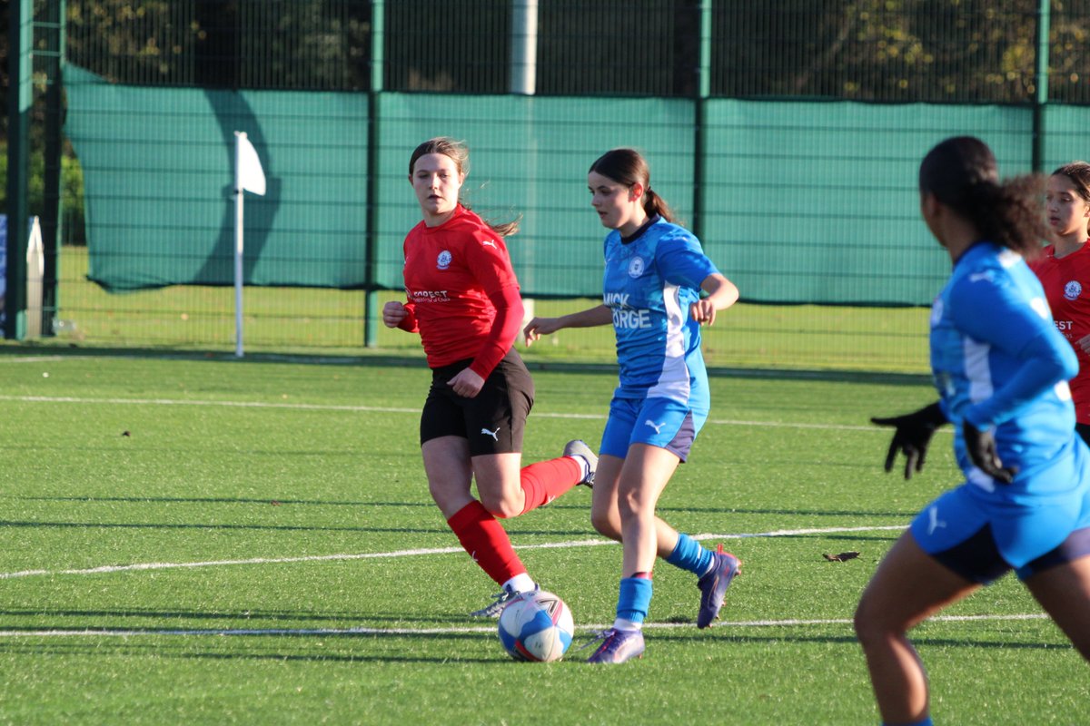 ThePoshGirlsFP's tweet photo. 📸 Action from the first half of Posh vs Billericay in the NFYL South Women's Premier Division. 

#pufc https://t.co/bF5Jj0aU8B