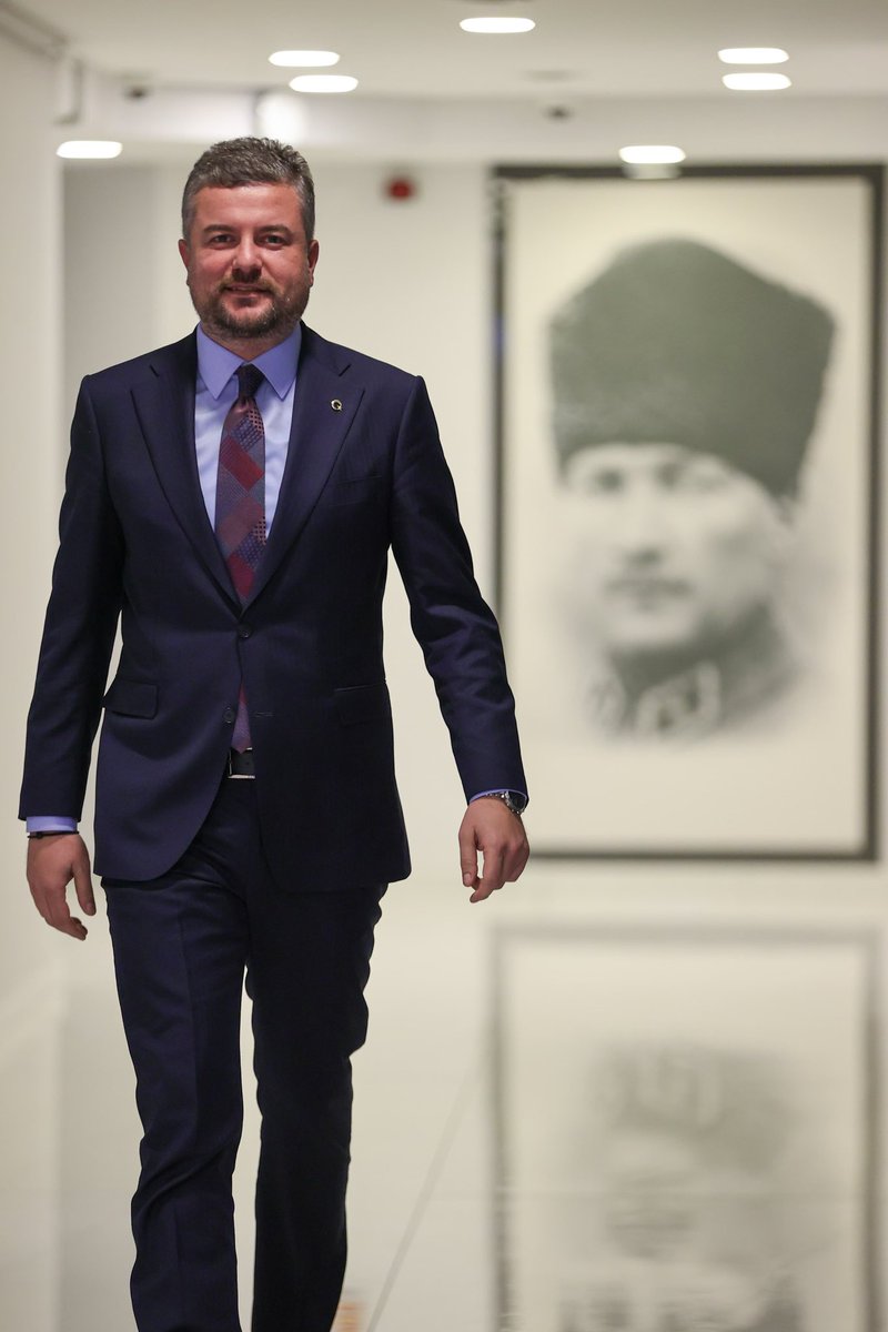 gorkemdumanbuca's tweet photo. @ovuncdemir Vatanımızın geleceği, Atatürk'ün izinde yürüyenlerle, mirasına sahip çıkanlarla güvendedir. Elbette sonuna kadar 'MUSTAFA KEMAL'İN ASKERLERİYİZ!
#BirÇiftMaviGözünIşığında 

@omereskichp https://t.co/RrR32bR76D