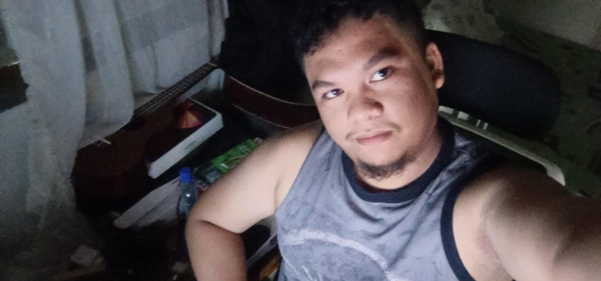 cuddly910's tweet photo. Saket ng katawan ko galing gym huhuh https://t.co/123Sg4pk8H
