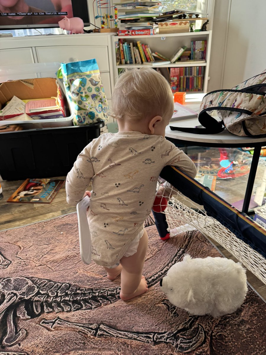 KyleRaios's tweet photo. Hey @FlaPanthers - let’s get this kid on skates. Future Panthers D-man right here https://t.co/bqDsBXbTHV