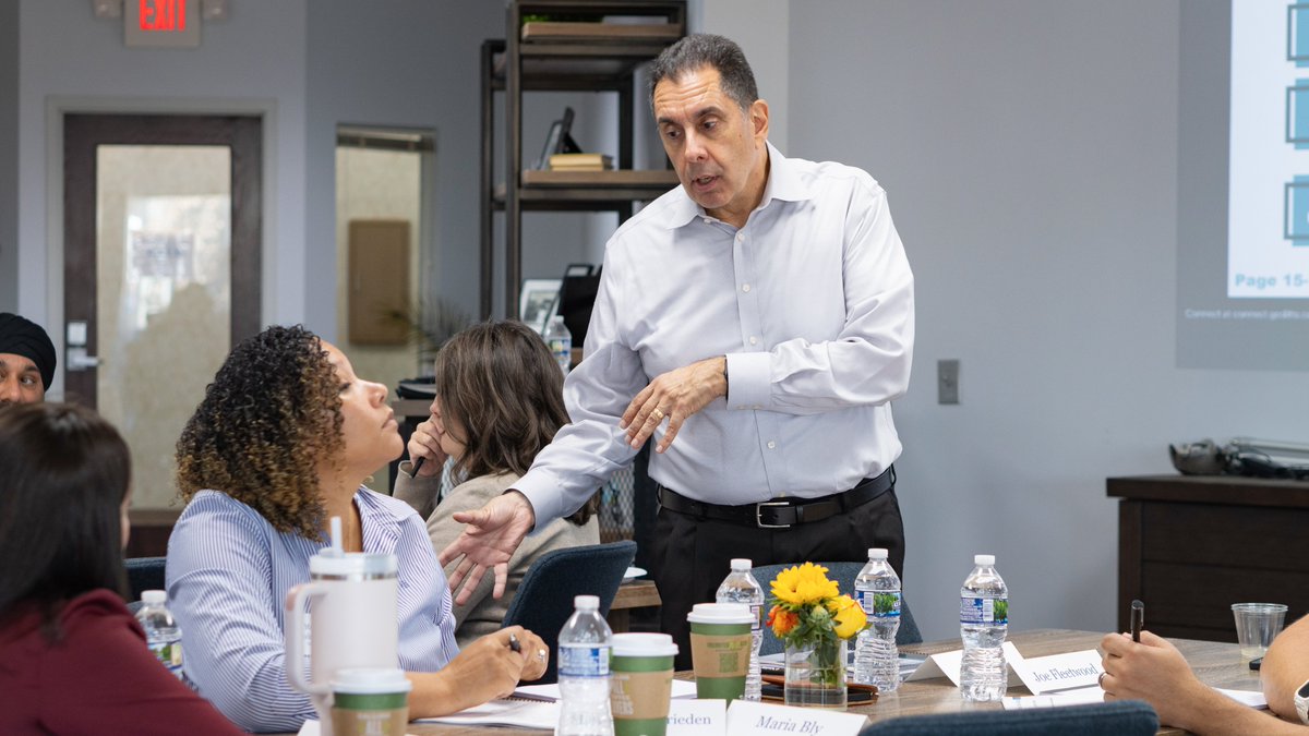 tpi_co's tweet photo. Our most recent TechLX workshop focused on the critical elements of IT leadership, such as purpose, goals, and decision-making.

Thank you to all our fabulous participants for bringing their unique experiences and perspectives to the table!

#IT #leadership #coaching https://t.co/uDrYqz78vo