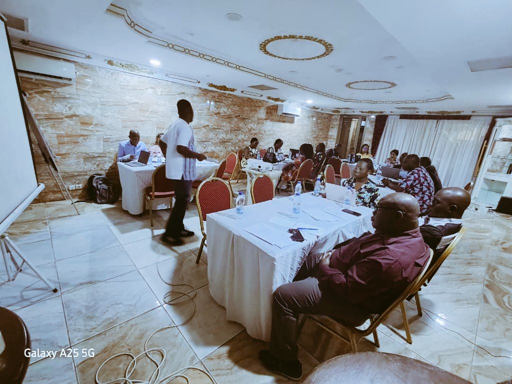 Atelier de coconstruction de la stratégie de l'argumentaire de plaidoyer organisé par la MESSI  et les 5 autres membres de l'Alliance 225 du 20 au 21 à l'hôtel Ohinéné à partir de 8h 30min.
#Ongmessi
#Onef
#Afjci
#Asapsu
#Leadafricaines
#Rijes
#Alliancedroitsetsanté
#Equipop