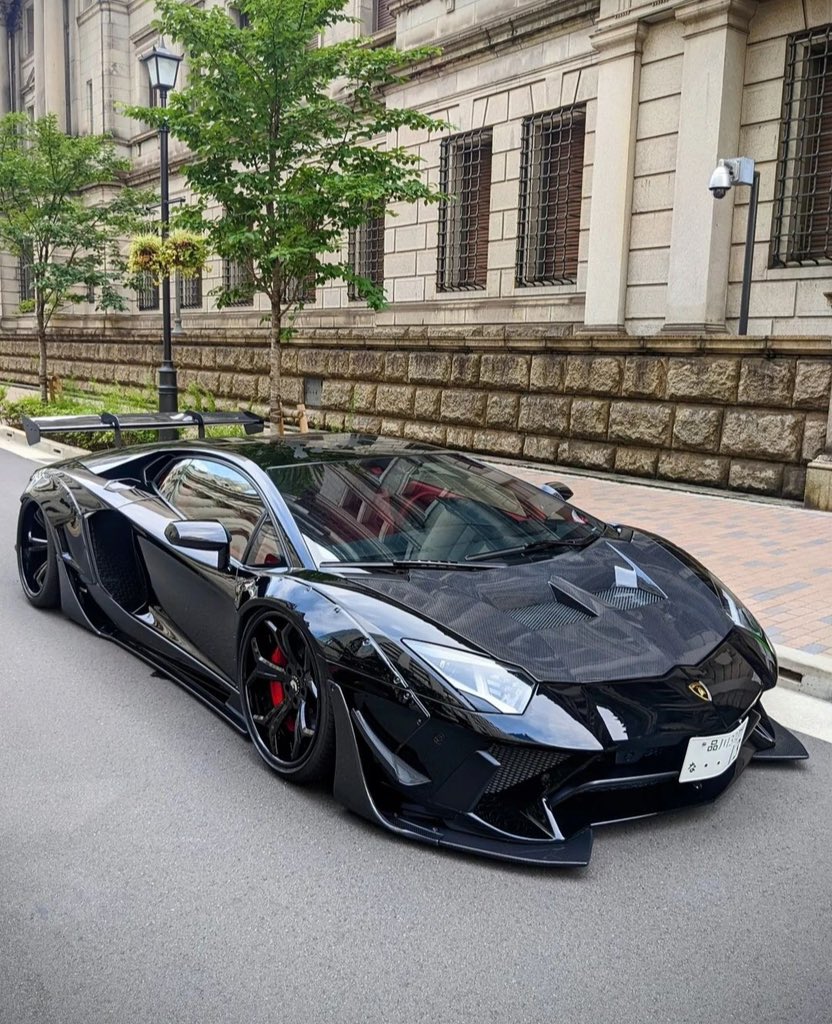Carsexual's tweet photo. 🦇 https://t.co/gVuLc0tsnp