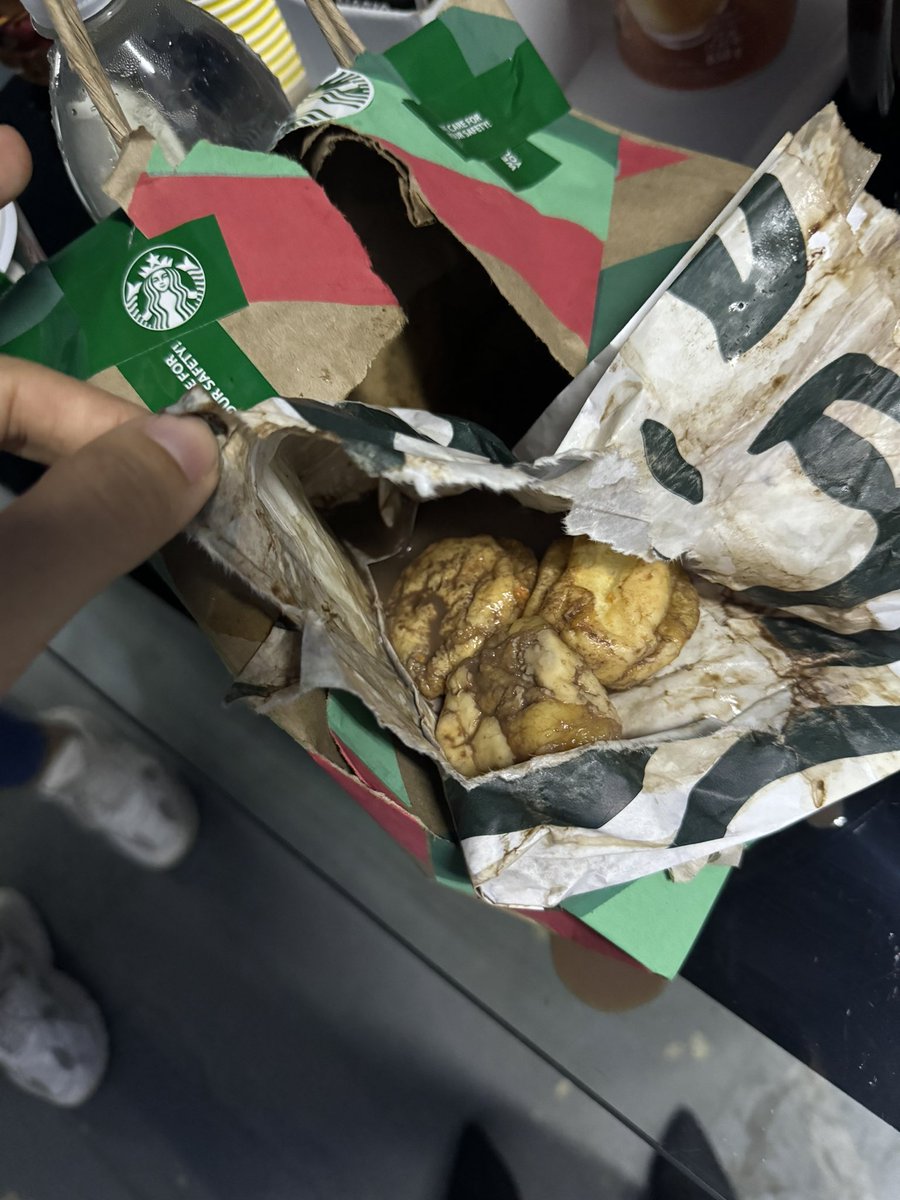 MarelissaHim tweet media