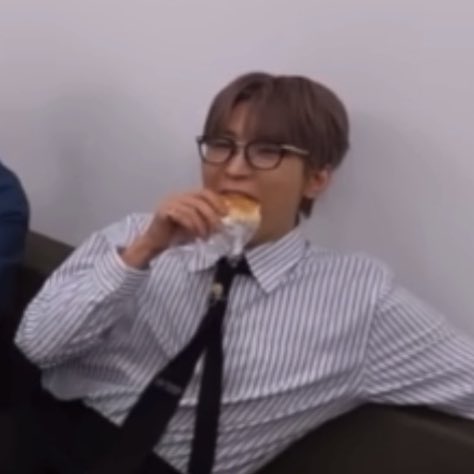wonwooful tweet media