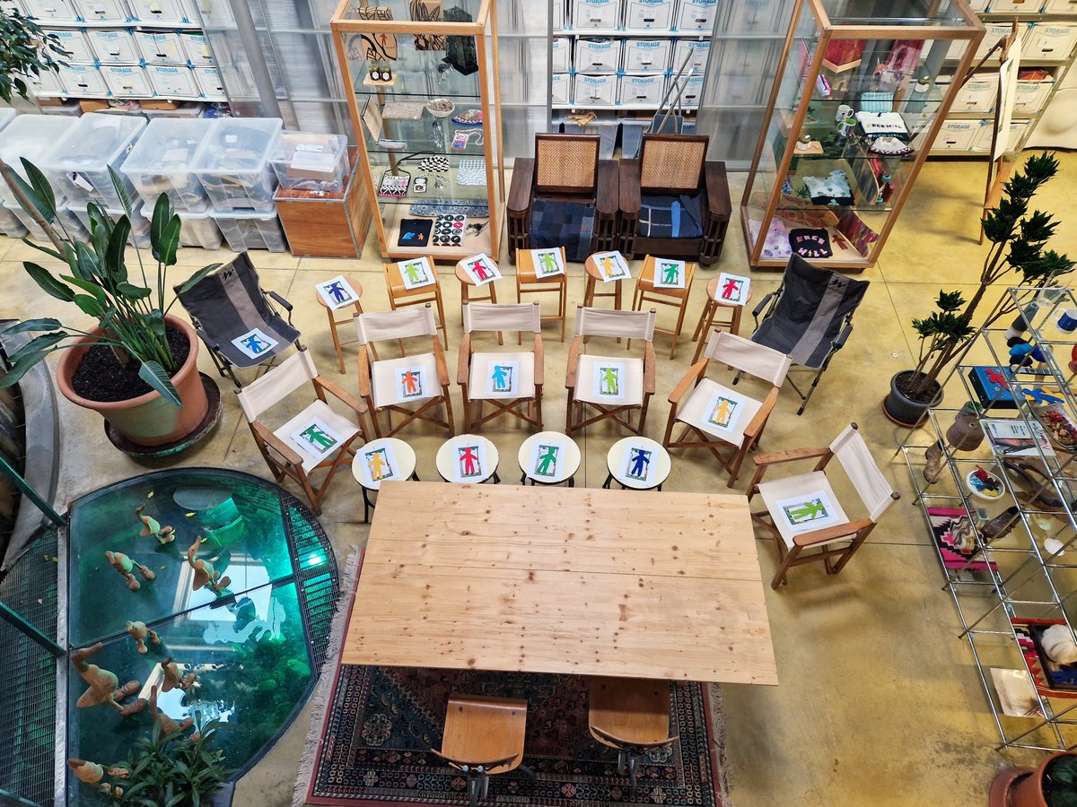 RRamiStudio's tweet image. We had a blast delivering a lecture on trend forecasting to the talented students at IAAD We explored the "WHERE TRENDS “REALLY” COME FROM… Beyond the surface: Uncovering the forces that shape trends". 
next generation of fashion designers.
#TrendForecasting #IAAD #FashionDesign