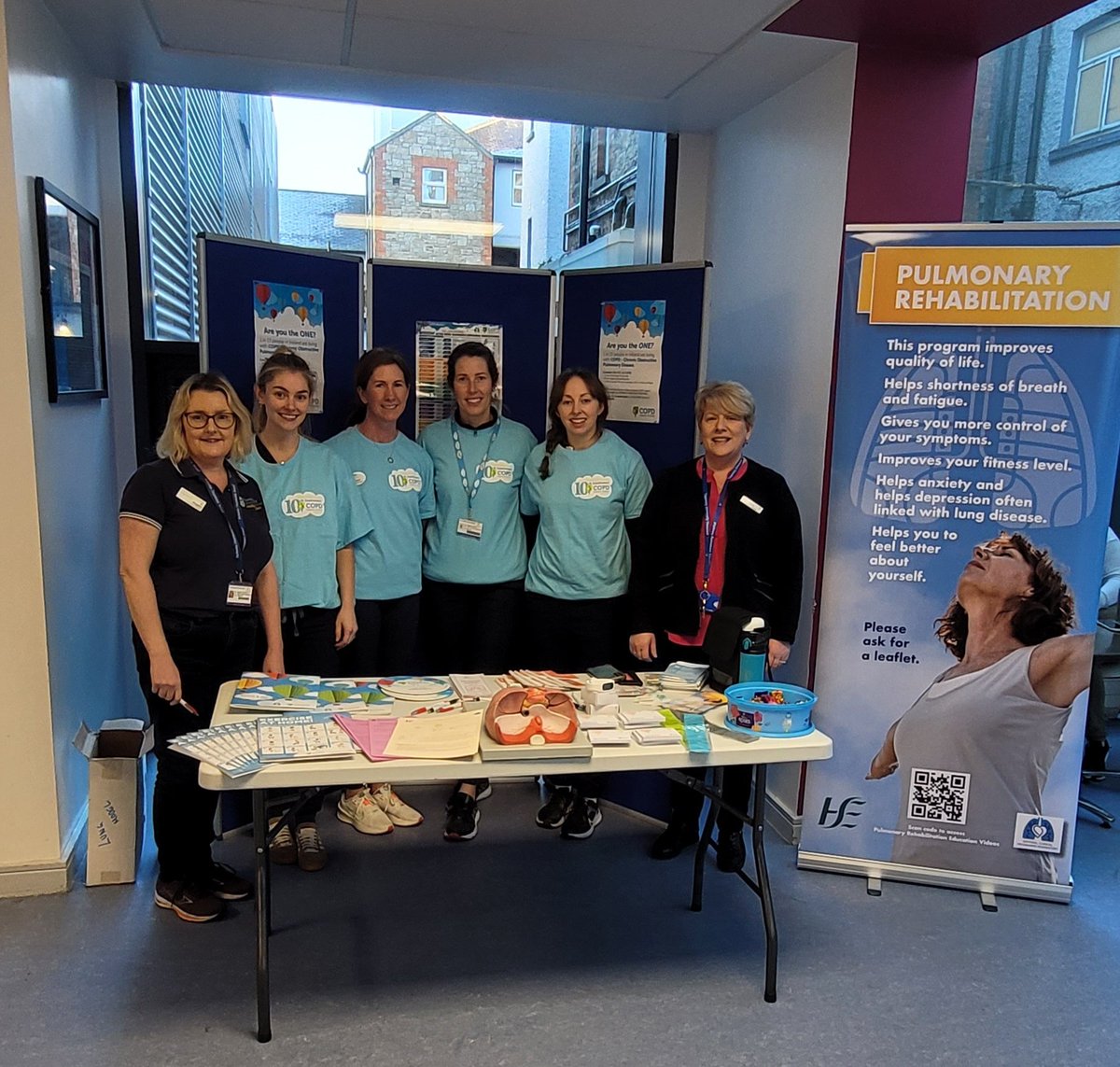 Sinéad Delahunty (@delaphysio) on Twitter photo Integration at its finest, celebrating #WorldCOPDDay with our acute CNS, Physio & COPD Outreach colleagues in <a href="/TipperaryUH/">Tipperary University Hospital</a> !! <a href="/CPRC_ISCP/">CPRC_ISCP</a> <a href="/COPDSupportIre/">COPD Support Ireland</a> <a href="/TippUHnursing/">TippUH-NURSING</a> Integration at its finest, celebrating #WorldCOPDDay with our acute CNS, Physio & COPD Outreach colleagues in <a href="/TipperaryUH/">Tipperary University Hospital</a> !! <a href="/CPRC_ISCP/">CPRC_ISCP</a> <a href="/COPDSupportIre/">COPD Support Ireland</a> <a href="/TippUHnursing/">TippUH-NURSING</a>