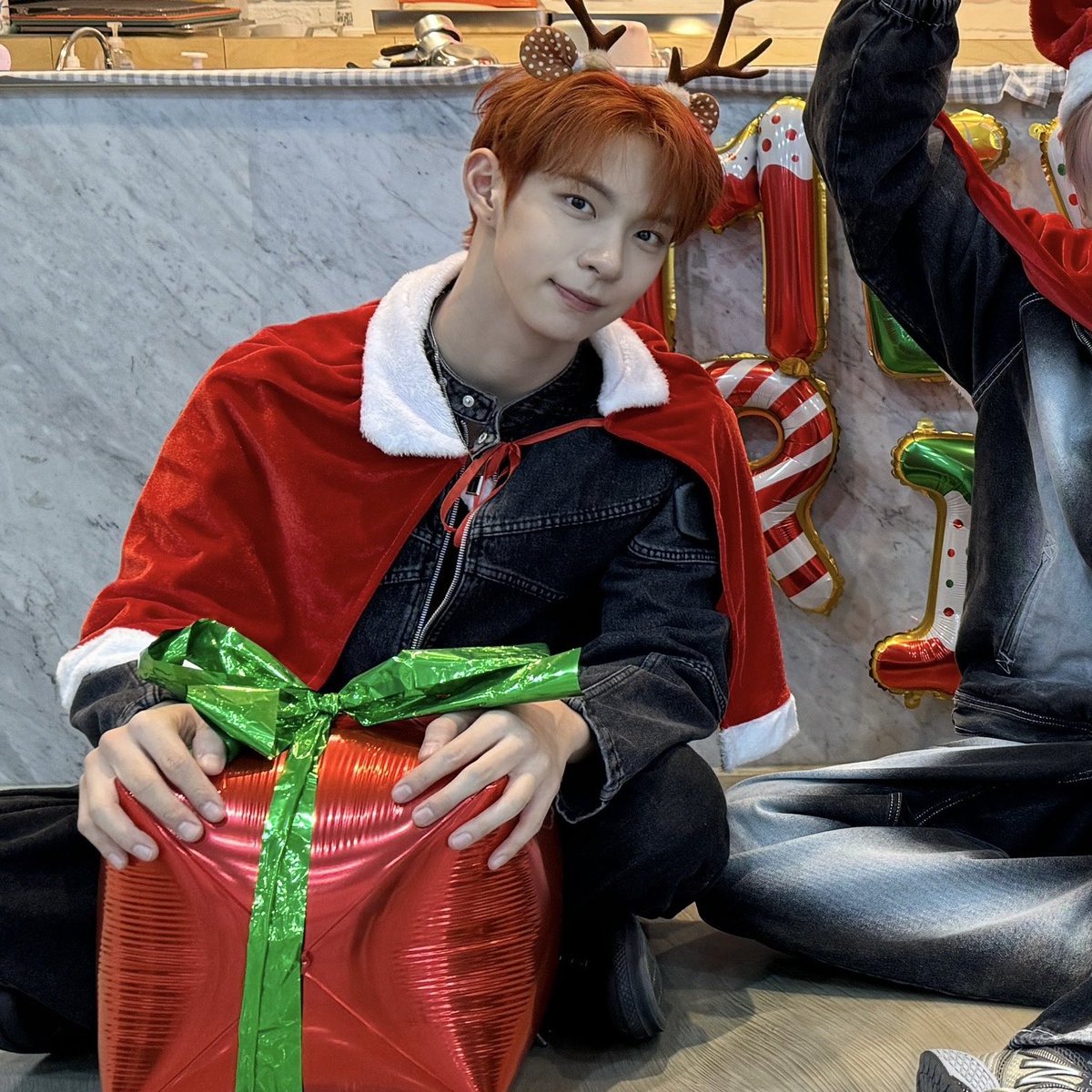 one_han1115's tweet photo. 홍거니🎅🏻 https://t.co/eT1uHck1Zg