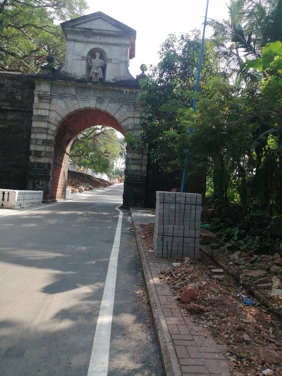desouzaingoa's tweet photo. The exposition of SFX starts tomorrow and Old Goa is still not ready. Road works, laying of interlinked cobble stones near the Viceroy's Arch yet to be done #pwdgoa #prudentgoa #cmogoa Who will take the responsibility of completing the job??? https://t.co/xBKCBWeFQc