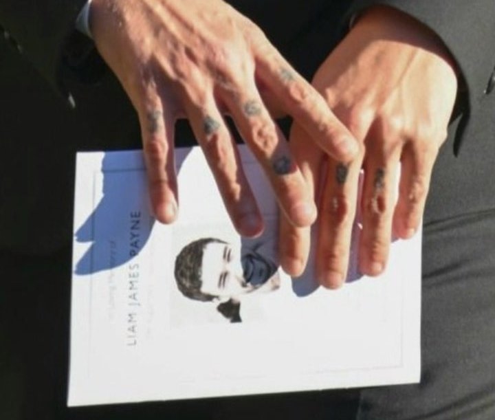 d0wnnis's tweet image. Definitivamente esto me rompio.
#LiamPayne #LouisTomlinson