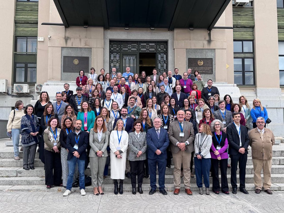 UIBTalent (@uibtalent) on Twitter photo 📚La setmana passada, l'equip d'#UIBTalent va assistir a la jornada tècnica «Microcredenciales en el contexto europeo».
Una oportunitat per reflexionar durant les ponències i en què la directora, <a href="/margalidafurio/">margalida furió c</a>, va moderar la primera taula. 📚La setmana passada, l'equip d'#UIBTalent va assistir a la jornada tècnica «Microcredenciales en el contexto europeo».
Una oportunitat per reflexionar durant les ponències i en què la directora, <a href="/margalidafurio/">margalida furió c</a>, va moderar la primera taula.
