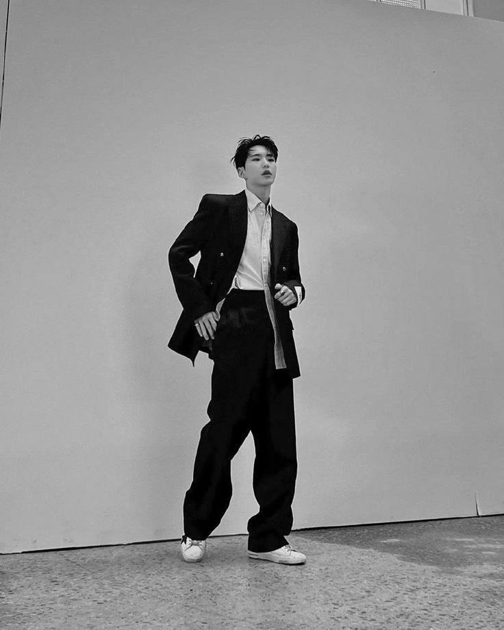 이런거 볼때마다 진짜 아이돌은 아이돌이구나하고 느낌 
얼굴 소멸 직전이신데요