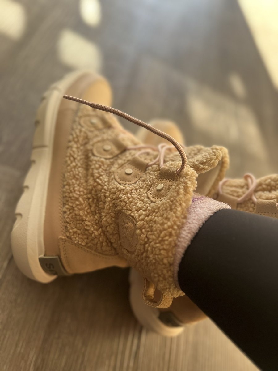 I mean....you know I love a good boot find! Cute and Cozy💕💕💕💕💕💕good  job babe <a href="/Notre_Josh/">Josh</a> I love them !