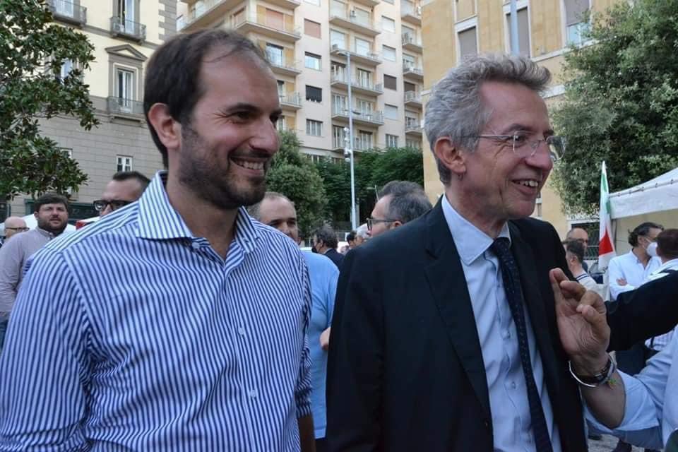 Un grande in bocca al lupo a <a href="/GaeManfredi/">Gaetano Manfredi</a> che da sindaco di Napoli è stato eletto presidente nazionale di #Anci. Il sud delle amministrazioni e del buon governo locale continua ad essere protagonista della crescita e dello sviluppo del Paese!