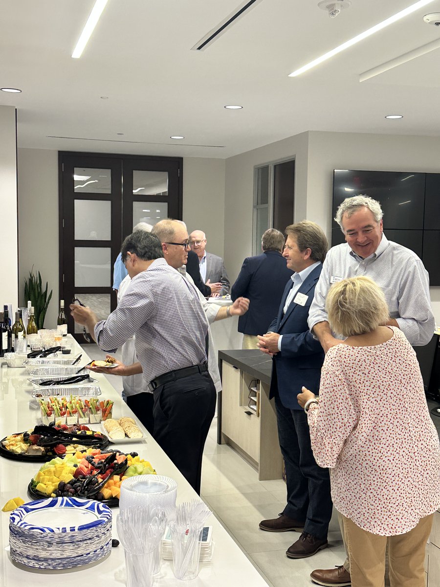 CAGLawIP's tweet image. Last Thursday, we hosted the Tech Titans Member Connections Happy Hour, offering a great chance to network with fellow professionals. Thanks to all who attended and contributed to a fantastic evening!

#CAGLaw #TechTitans #MemberConnection