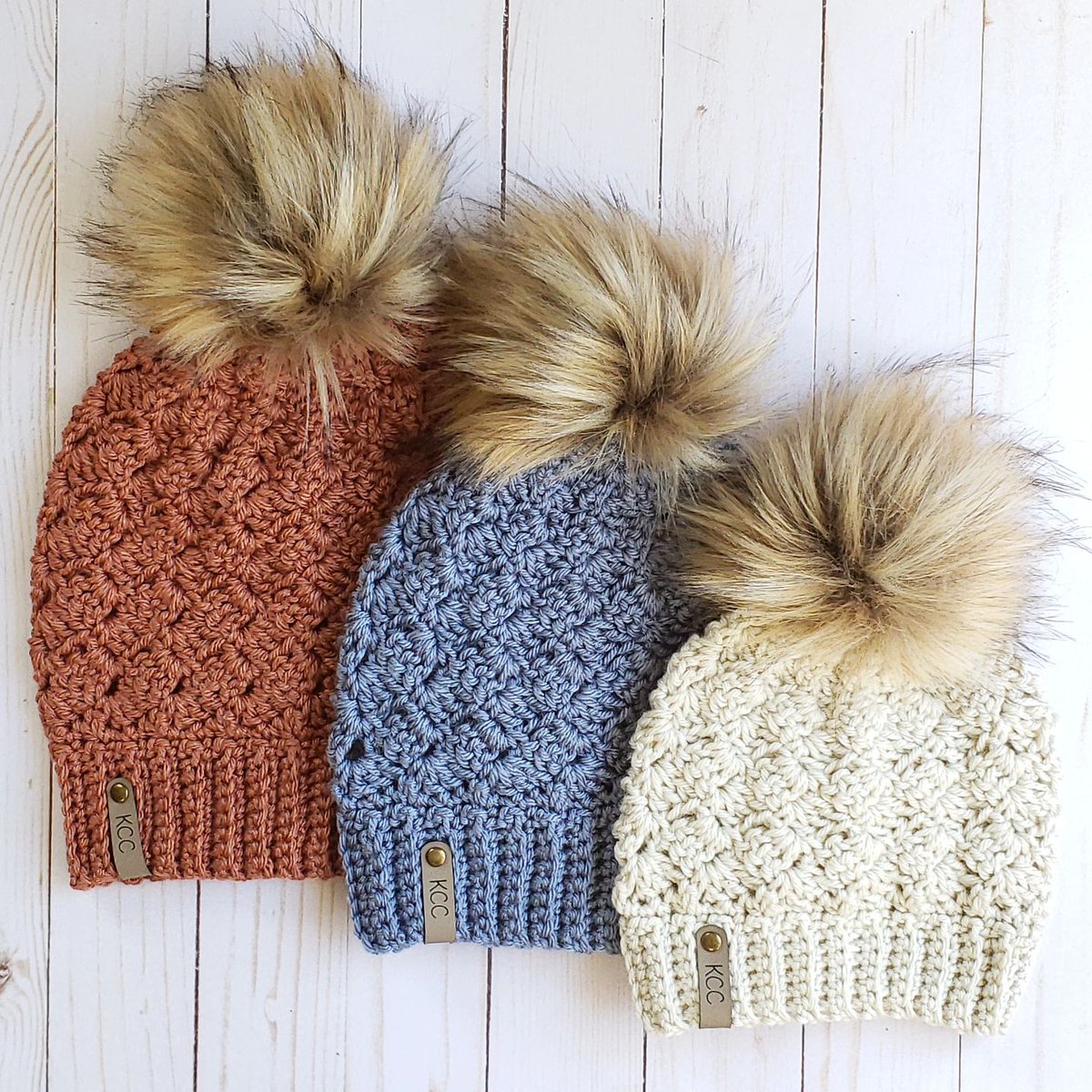 LionBrandYarn's tweet photo. Cozy vibes and beanie style for the season.
Basic Stitch Anti Pilling™ Yarn: https://t.co/OvCprnGF6e
📸 & Pattern: The Copper Trail Beanie by kathyscrochetcloset (IG)
.
#crochet #crochetlove #fallcrochet #fallbeanie #beanieseason #moderncroche https://t.co/YPMq1doqFO