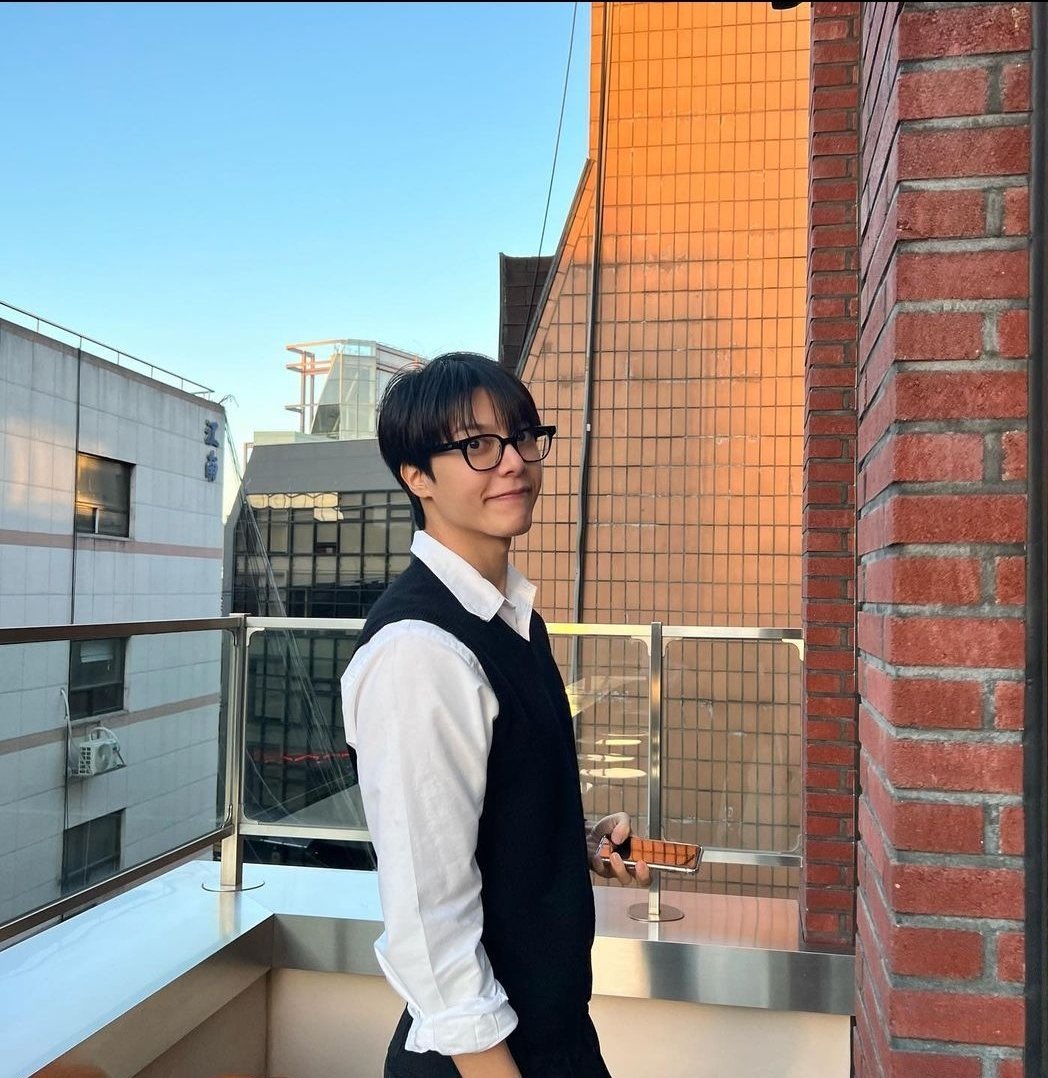 kbgmedia's tweet image. Happy birthday to #HANSOL from #NewKidd