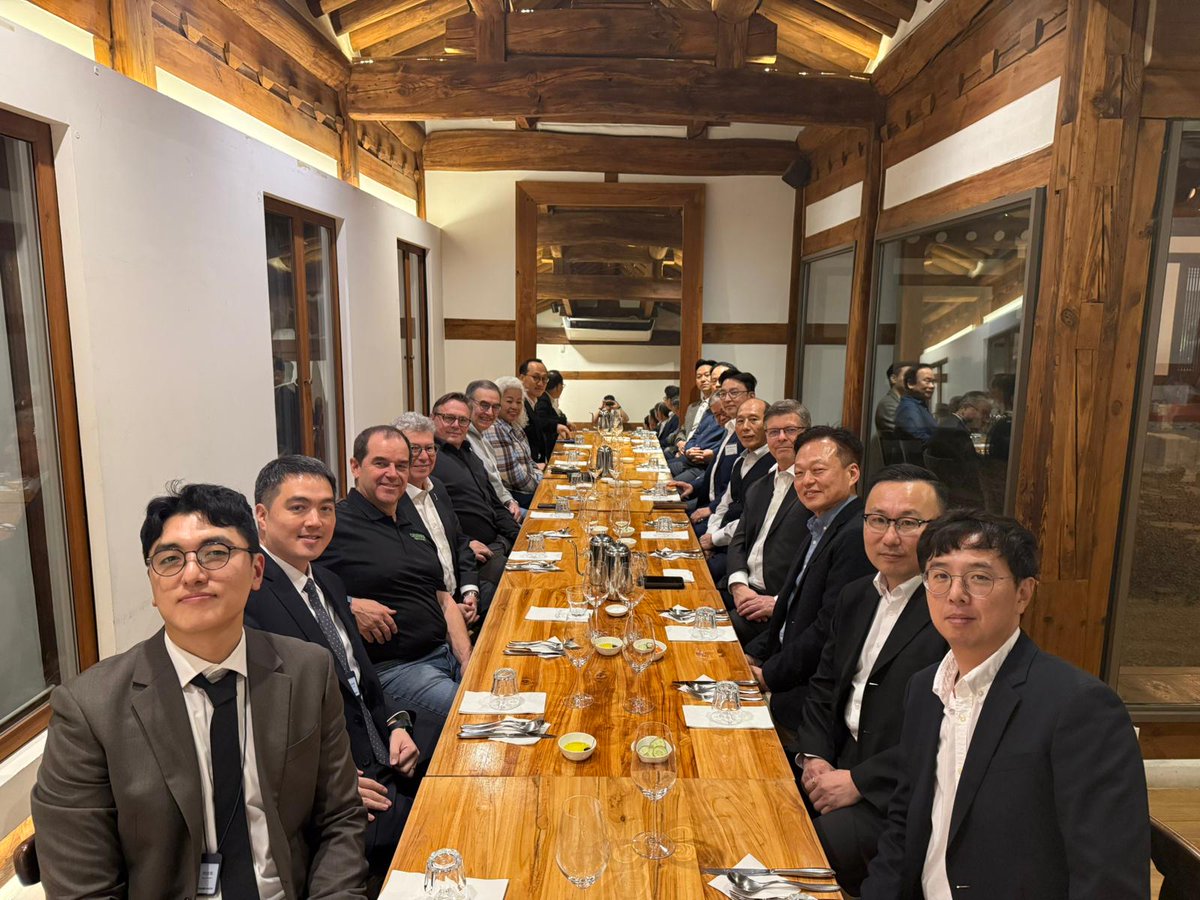 GenesisFert's tweet photo. 📣 Exciting Milestone Alert! 📣

Today, we proudly signed the FEED agreement with DL E&C Co., Ltd in collaboration with @PCLConstruction, marking a critical step in our mission to deliver sustainable, low-carbon fertilizer to Western Canadian farmers. 🌱💼

This landmark moment was celebrated in the presence of Canadian Ambassador @TamaraMawhinney, highlighting the strong ties between Canada and South Korea. 🇨🇦🤝🇰🇷

This achievement represents a significant advancement in our proposed facility, which will revolutionize agriculture through innovative technology and a commitment to sustainability. It also underscores the exceptional collaboration with Daelim Co., Ltd., CARBONCO, the Export-Import Bank of Korea, and @ExportDevCanada.

We are deeply grateful to the @GovernmentofCa3 and the incredible team who graciously hosted us, and to all those who have worked tirelessly to make this milestone possible.

Stay tuned for our official press release, where we’ll share more details about this exciting development and what’s next for Genesis Fertilizers as we work toward building Western Canada’s first proposed low-carbon nitrogen fertilizer facility.