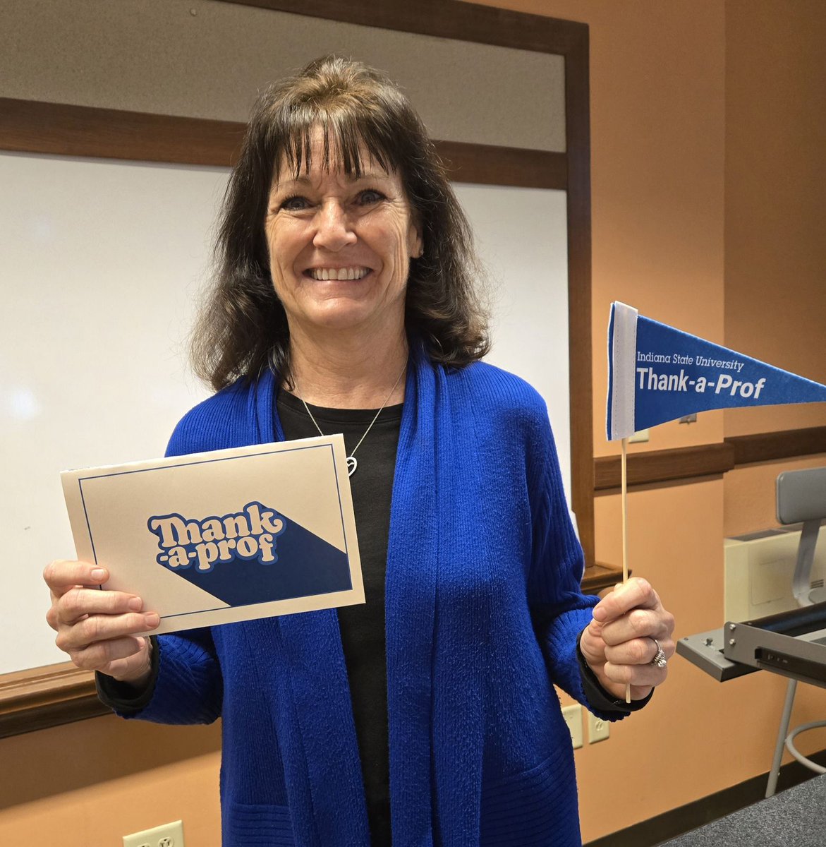 FCTE ISU (@fcteisu) on Twitter photo Della Thacker receives a message from one of her students! Dept. of Teaching & Learning <a href="/indianastate/">Indiana State University</a> <a href="/ISU_BCOE/">Indiana State University Bayh College of Education</a> Della Thacker receives a message from one of her students! Dept. of Teaching & Learning <a href="/indianastate/">Indiana State University</a> <a href="/ISU_BCOE/">Indiana State University Bayh College of Education</a>