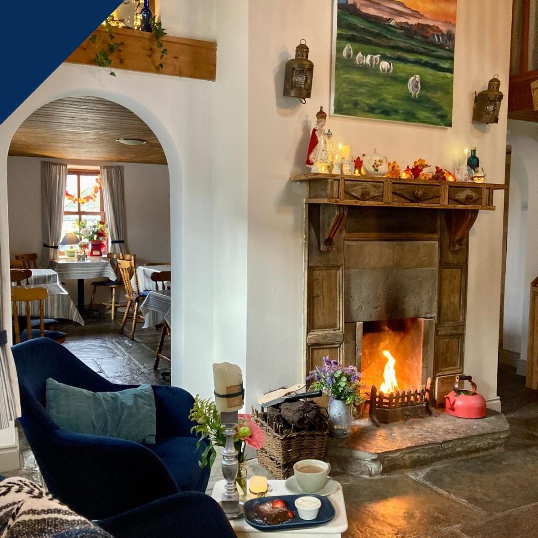 Go n-éirí go geal le Margaret agus an fhoireann ag Mags' Place  - caife atá lonnaithe i mBaile an Chaisil . D’oscail siad le déanaí. Tá rogha iontach acu don bhricfeasta agus don lón, chomh maith le caife barista agus rúdaí deasa déanta sa bhaile. westernpeople.ie/news/new-cafe-…