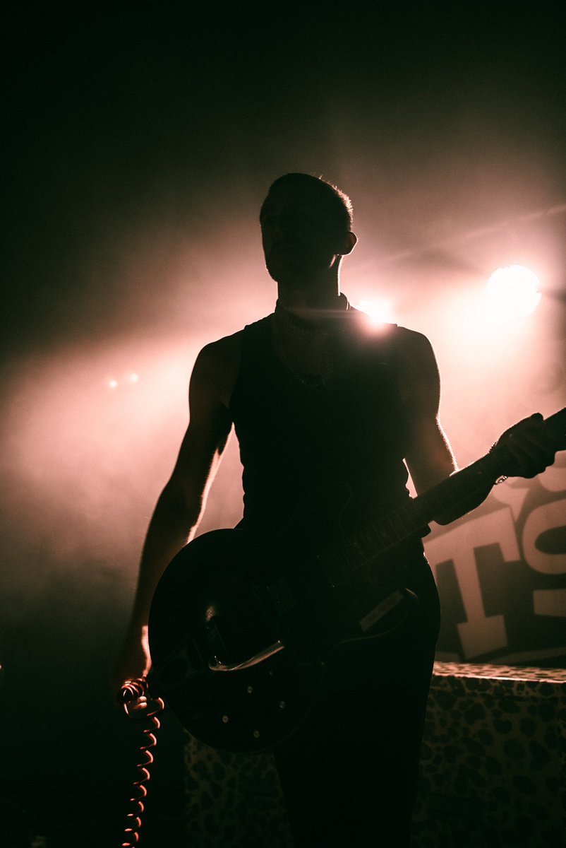 MilesKaneMusic's tweet photo. Some great photos from tour! Had couple days off I’m ready to rumble again now Liverpool tomorrow and Friday I can’t wait to have it with you x love MK x

Remaining tickets: https://t.co/ysttrIMx8g 

Pics by Diana Dumi https://t.co/tCMWK6hfli
