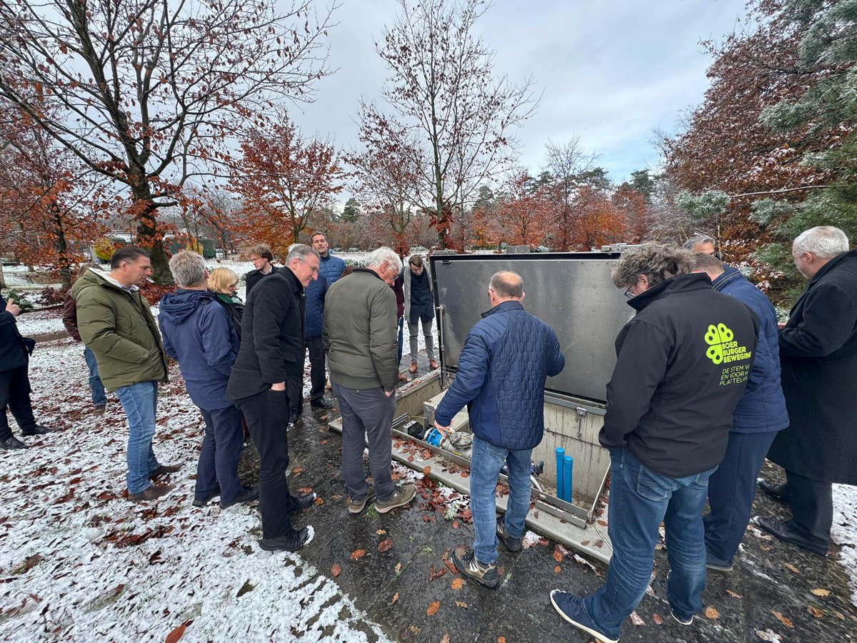 Er waren meer locatiebezoeken. Vitens liet Statenleden zien hoe het bedrijf strategisch werkt aan onze 💧 drinkwatervoorziening van de toekomst. En op Papendal werd bewegen gecombineerd met 🎮 gamen ('exergaming') bij het Esports Talent Center. #PSGld