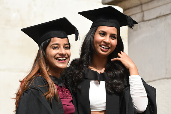Are you a UK undergraduate looking to study at UCL? 🤔 

We're offering students up to £25,000 to help with financial needs during your undergraduate degree. 

Learn more here!👇 
bit.ly/3YQS4Gz