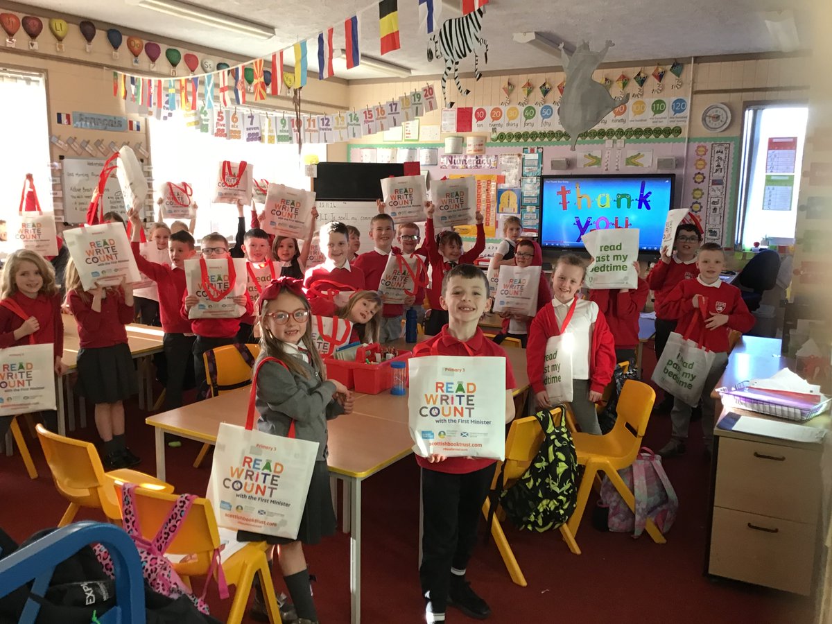 AitkenheadS's tweet image. 📕 Thank  you  @scottishbooktrust  for  our  fabulous  book  bags!  🤩 Primary  3  loved  finding  out  lots  of  new  information  from  their  ‘Martha  Maps  It  Out’  book.  💭 #ReadWriteCount