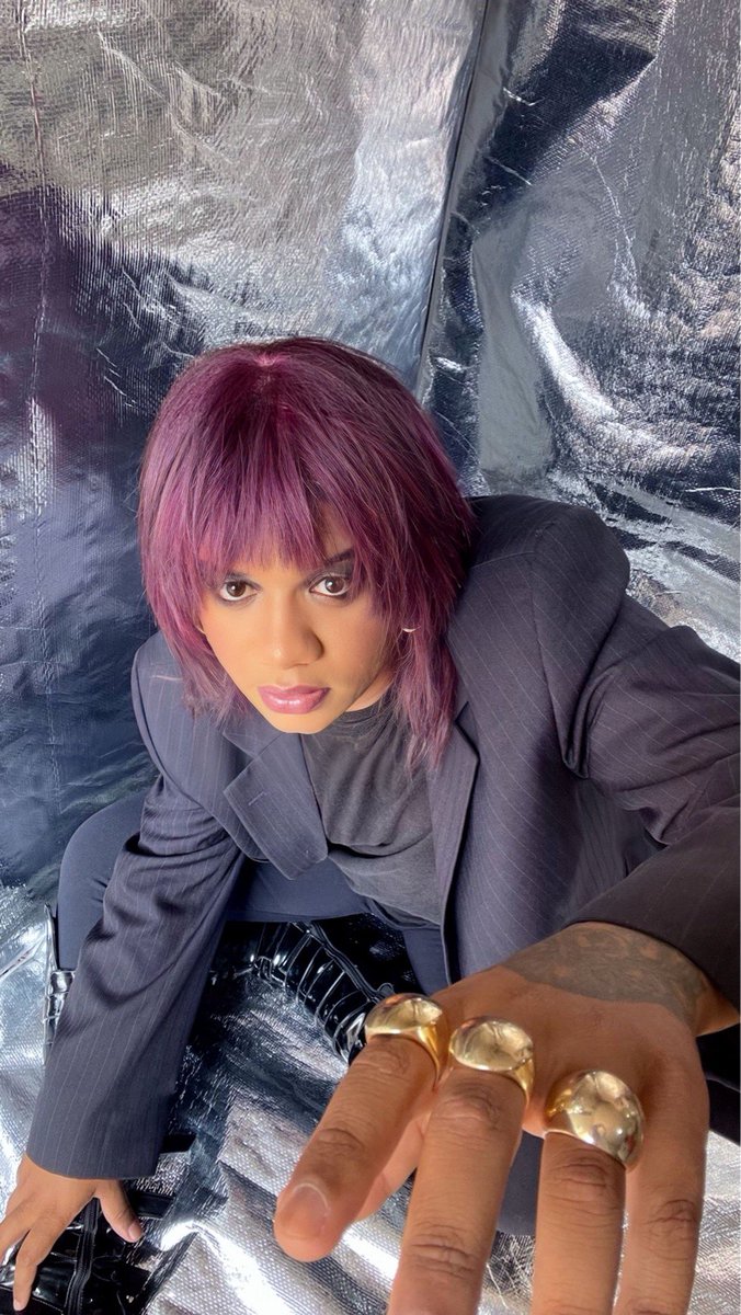 OMILLIMILLI's tweet photo. 🧊🌬️Soul mais fria que o Alaska❄️🧊
#2S #PleaSeBitcH #eSpelhoEspelhoMeU https://t.co/8d1K0WbCsJ