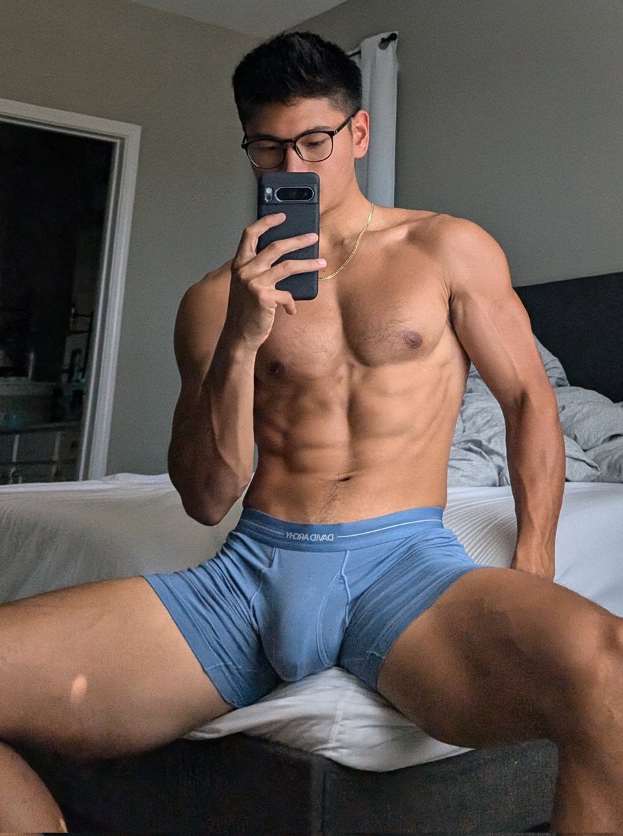 RT if you like Asian boys 🥵