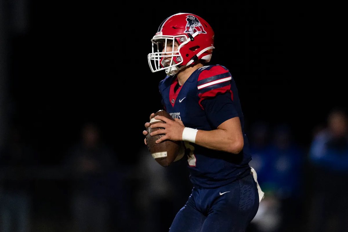 While Heritage Hills lost last year at state, it has another chance to make history.

No one in program history has ever gone to the IHSAA finals in back-to-back seasons, but the 2024 Patriots can accomplish that with a win against Batesville at semistate: courierpress.com/story/sports/h…