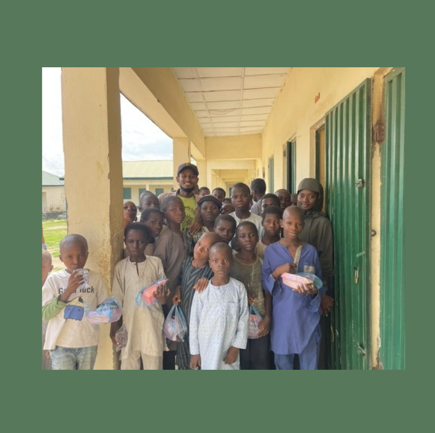 🌍 Today, we’re excited to highlight the IRIS Global Grants recipient for the 'Friends of Almarji' project! Based in Nigeria, this initiative provides essential healthcare and job training programs for residents of the Almajiri Orphanage. 💙🙏 
Donate here givesignup.org/DonationWebsit…