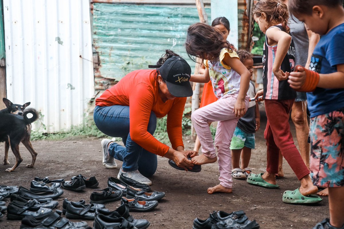 Starting to find new feet for Sal’s preloved school Shoes in Nicaragua 🇳🇮 thanks to <a href="/feedthehungryuk/">Feed The Hungry UK</a> 👣