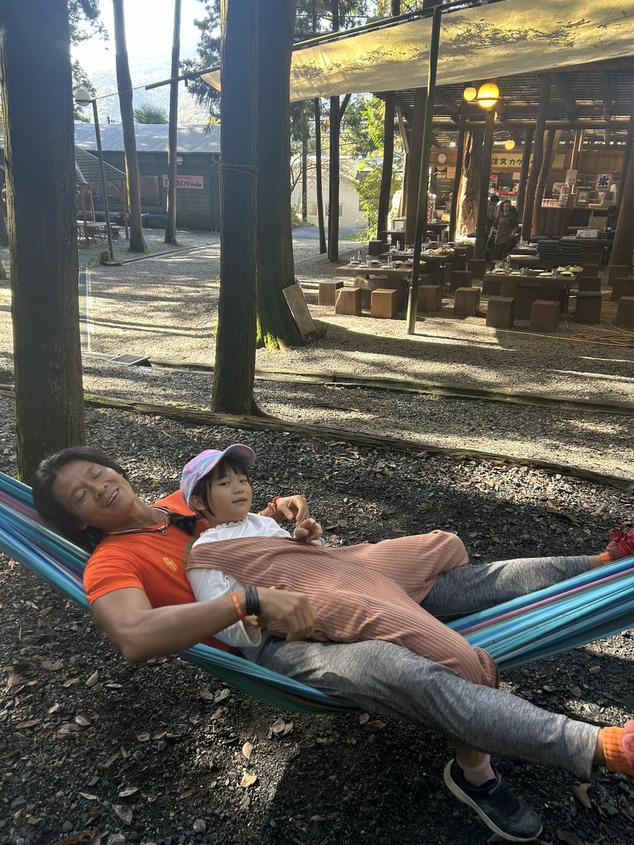 IdealLifeSeeker's tweet photo. The other day, my girl and I were just playing; however, we savour the moment that we were doing #thanks for #BeingWithMe https://t.co/JNigtH3JEs