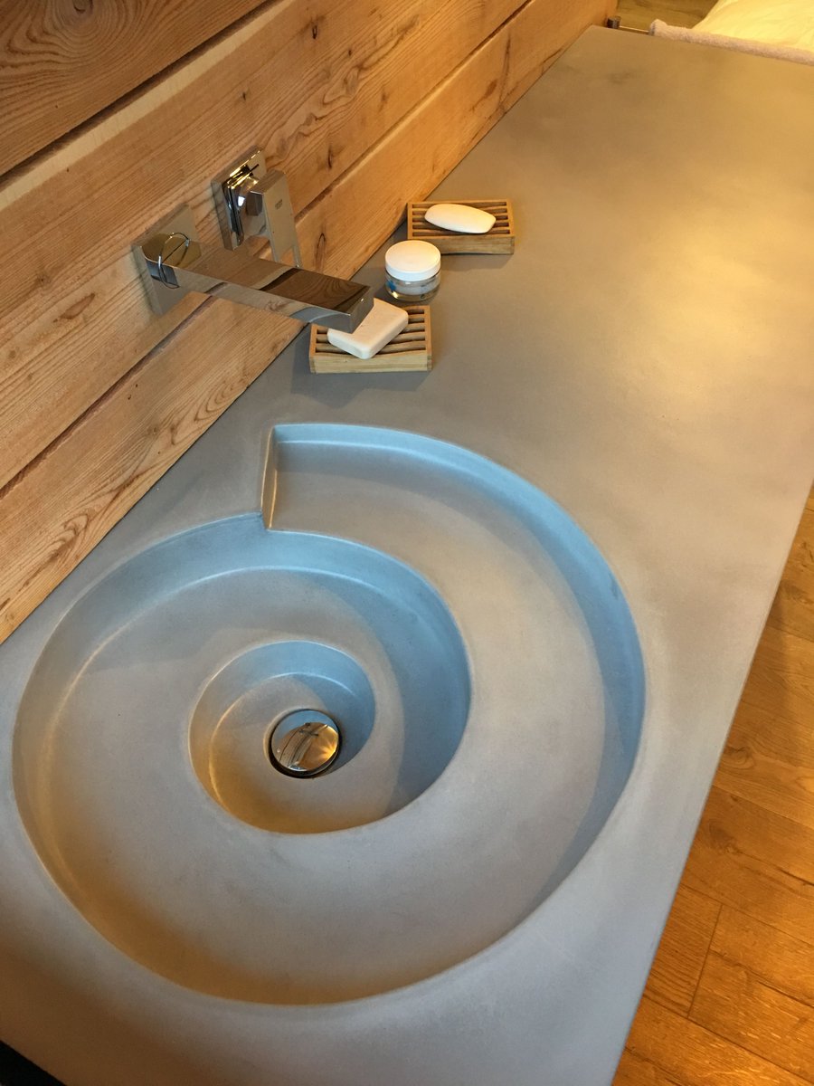 interiorsuckerr's tweet photo. 1 or 2 or 3 or 4? https://t.co/FJTxSlEGF0