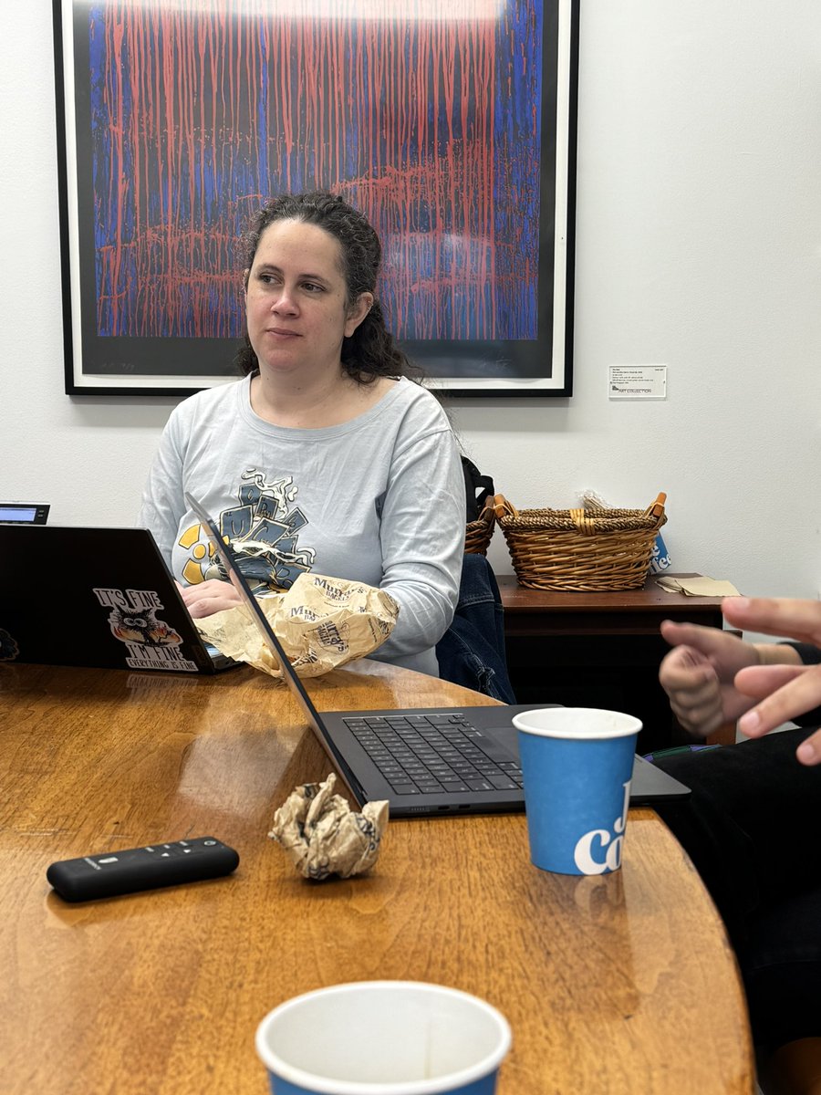 JaneyProgram's tweet image. Today in the Janey Workshop, Alexandra Madge Paredes (Sociology) presented her work on the news media and the Peruvian protests of 2022-2023 🇵🇪