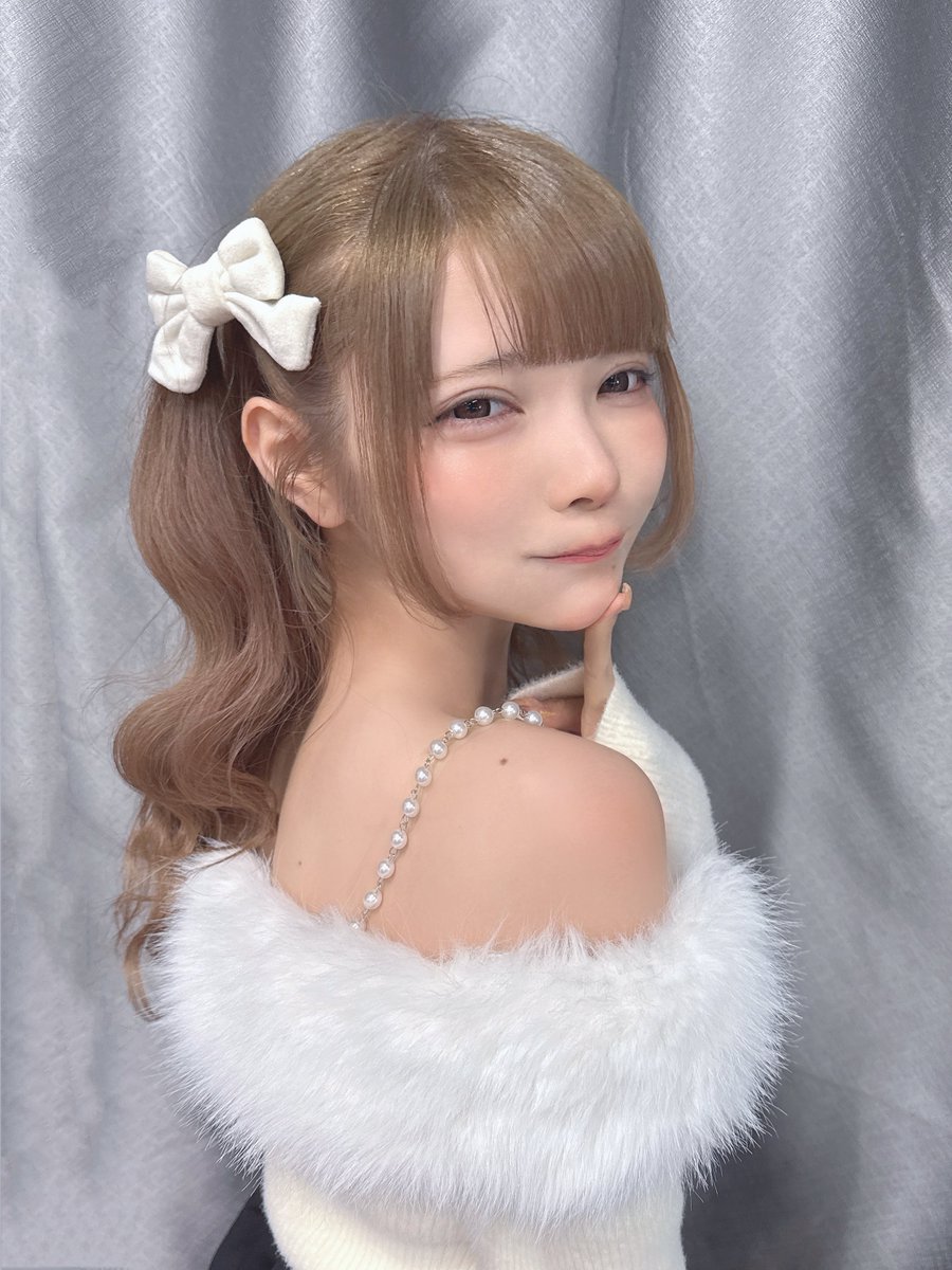 NANIMONO_purin's tweet photo. ほくろ見つかっちゃった https://t.co/o413NhwtMg