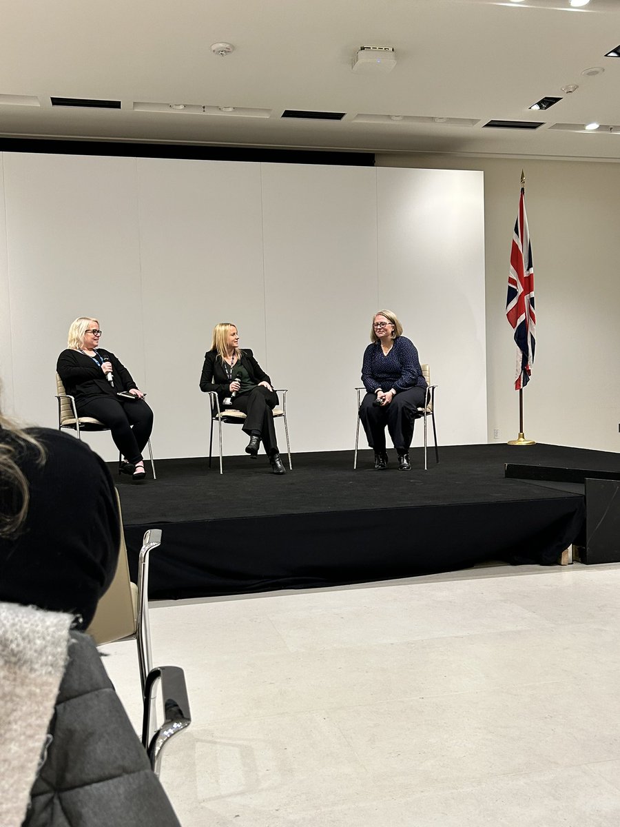 Caroline (@wecopscaroline) on Twitter photo Lastly, great to hear from <a href="/WOWestMercia/">Liz Warner, Chair of WOW</a> and <a href="/CarlyZawodzins3/">Carly B</a> 🙌They talked about supervisors lottery. Some great research here from <a href="/OpenUniversity/">The Open University</a> <a href="/KeelyDuddin/">Dr Keely Duddin</a> and Kendal Wright #BlueMind24 @BlueMinds_WG <a href="/BAWPUK/">BAWP</a> Lastly, great to hear from <a href="/WOWestMercia/">Liz Warner, Chair of WOW</a> and <a href="/CarlyZawodzins3/">Carly B</a> 🙌They talked about supervisors lottery. Some great research here from <a href="/OpenUniversity/">The Open University</a> <a href="/KeelyDuddin/">Dr Keely Duddin</a> and Kendal Wright #BlueMind24 @BlueMinds_WG <a href="/BAWPUK/">BAWP</a>