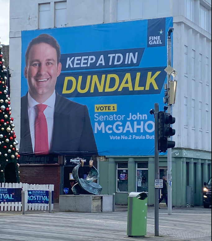 TOR_EuroCon's tweet photo. Other than the obvious this type of localist campaigning bodes badly for Ireland and the area in question.
TDs should represent Ireland and actual ideas, not just their particular clientlist fiefdom.
#ListSystem https://t.co/2chJZAPxkx