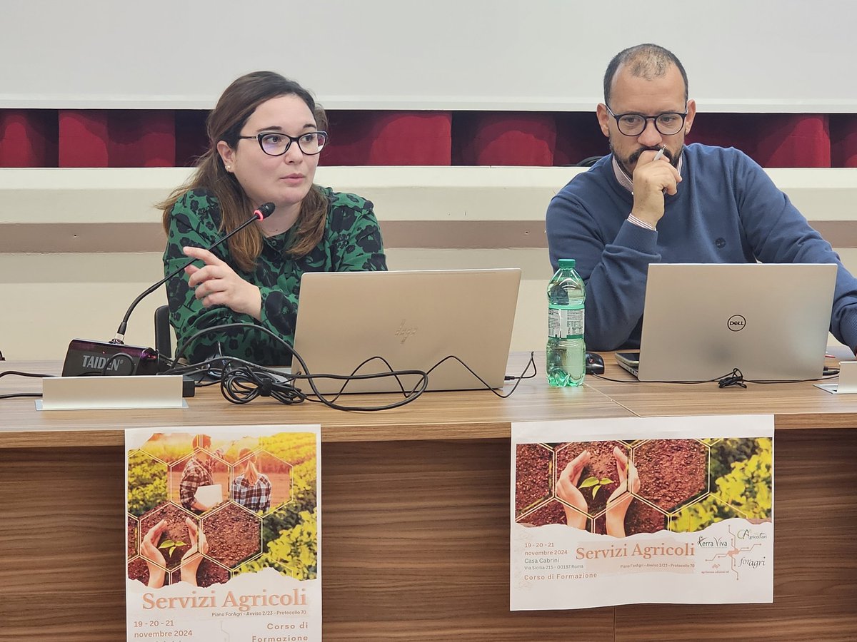TerraVivaCisl's tweet photo. #20novembre #Roma il 2° giorno fase conclusiva corso di #formazione Agrilavoro e ForAgri, avviso 2/23 prot. 70, sui Servizi Agricoli per operatori CAA degli agricoltori e #TerraViva prosegue con intervento di Michela Ferri gruppo RINA su sistema qualità naz. ben. animale #SQNBA https://t.co/XhfmUZVlcv
