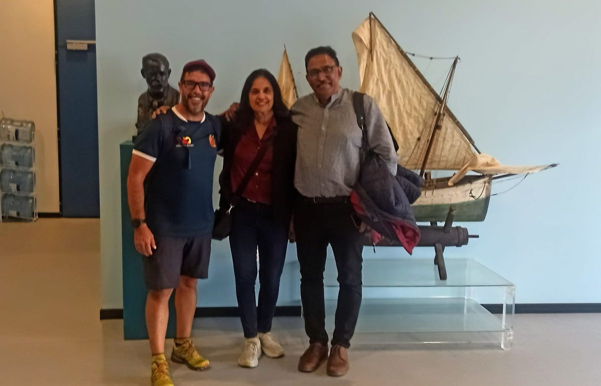 PhD Joaquim Goes, a collaborator in the INDITUN project through the Lamont-Doherty Earth Observatory of Columbia University, visited last month our new center!! 
more info: 
🌐inditun.blogspot.com