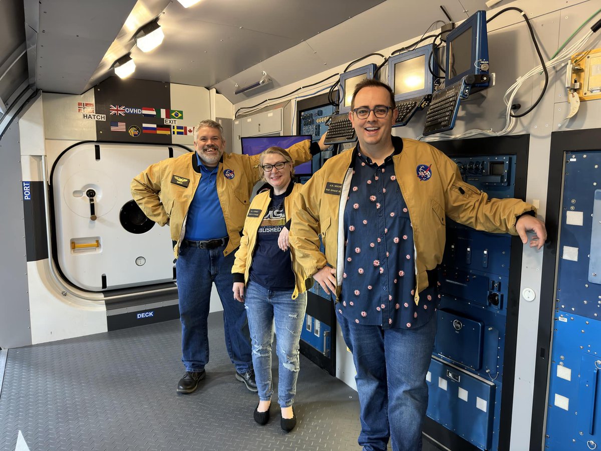 Earlier this year, @johnmulnix invited @EmilyLCarney, <a href="/Dstevenb69/">Dwight Boniecki</a> and I to talk about <a href="/NASA_Skylab/">NASA Skylab</a> for his Space Shot podcast, and now you can hear it! 

I had so much fun recording this; space history conversations should always be so rollicking. #Skylab
thespaceshot.fireside.fm/441