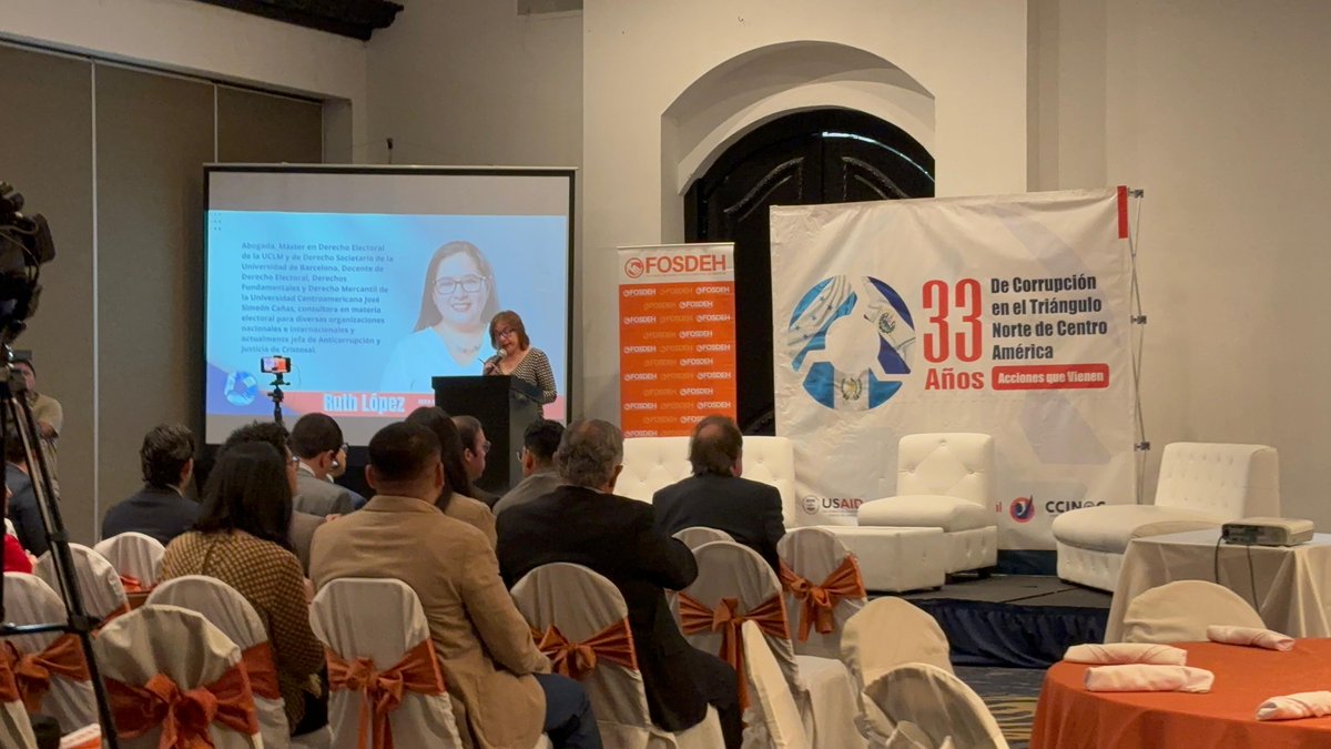 🧵 Hoy presentamos el estudio "33 años de Corrupción en el Triángulo Norte de Centroamérica", realizado por @FOSDEH (Honduras), Cristosal y <a href="/AcGuatemala/">Accion Ciudadana</a>, como parte del Centro contra la Corrupción y la Impunidad en el Norte de Centroamérica (CCINOC).

Aquí te detallamos más. 👇